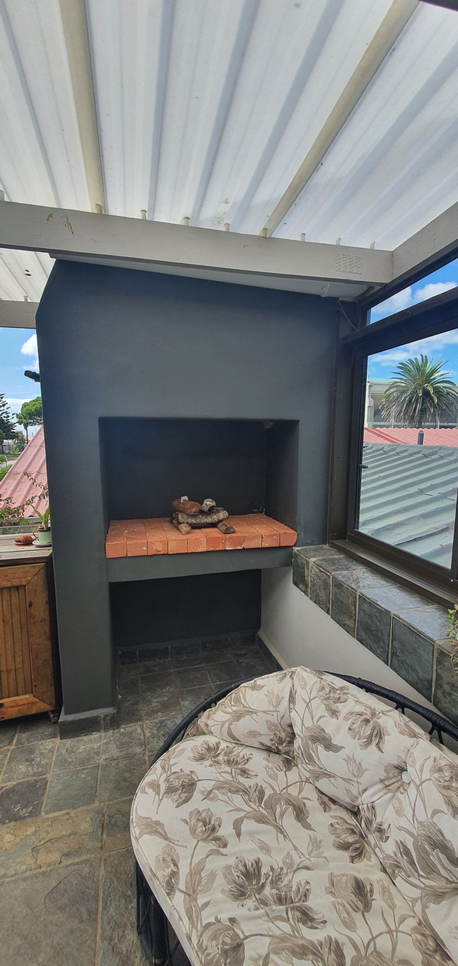 4 Bedroom Property for Sale in Linkside Western Cape